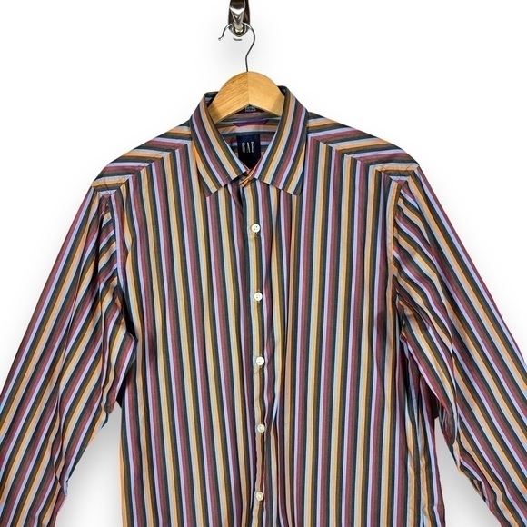 4 for $20 SALE! Gap Classic Button Down Long Sleeve, Multi Stripe, Size M - Picture 2 of 9